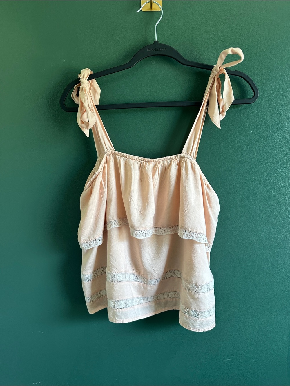 American Eagle Outfitters Peach Ruffle Tie-Shoulder Camisole